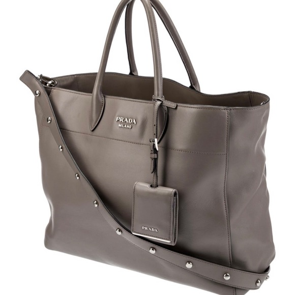 Prada grey leather tote bag with pouch and strap with certificate of authenticit - Picture 2 of 13